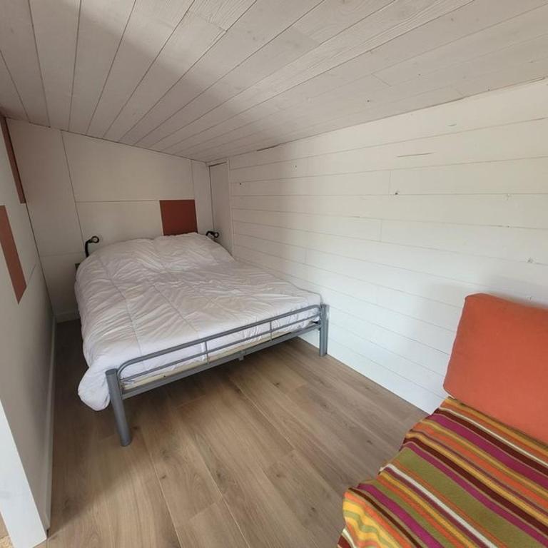 Maison Moderne en Bordure de Forêt, Idéale pour 8/10 Pers, à 2km de la Plage avec WiFi et Terrasse - FR-1-777-6 - Maison de Vacances - 6