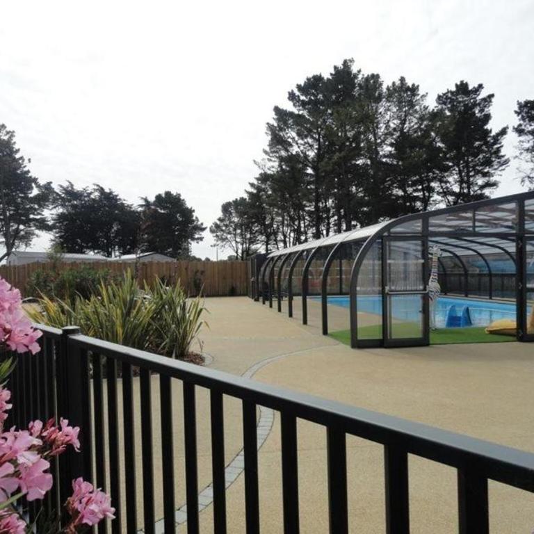 Mobil-home moderne avec piscine couverte, proche mer, 6 pers, animaux admis - FR-1-777-25 - Casa Mobile - 11