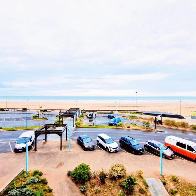T3 face mer rénové avec balcon et WiFi à Saint-Jean-de-Monts - FR-1-777-42 - Apartment - 3