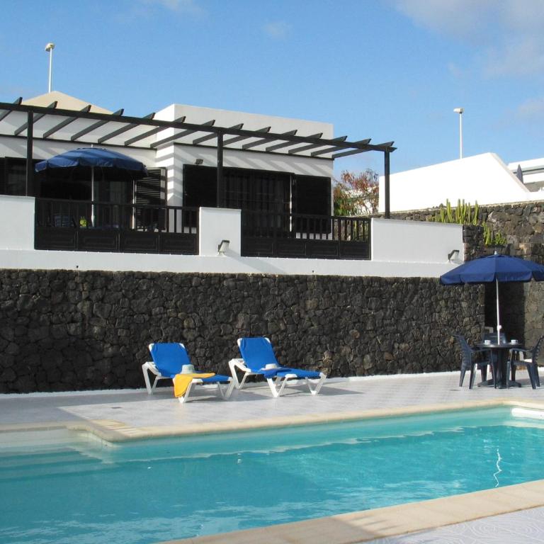 Villas Don Rafael - Three-Bedroom Villa - 45
