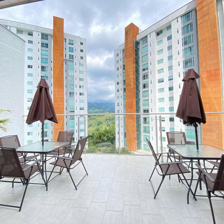 Belmonte Studios 316 by StayQuindio - Norte de Armenia, Wifi de Alta Velocidad, Cama King, Turco y Parqueadero Privado - Apartamento de 2 dormitorios - 35