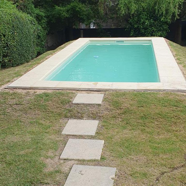 Hermosa casa con piscina en Bella Vista Piriápolis a 2 c de la playa - Casa de 2 dormitorios - 4