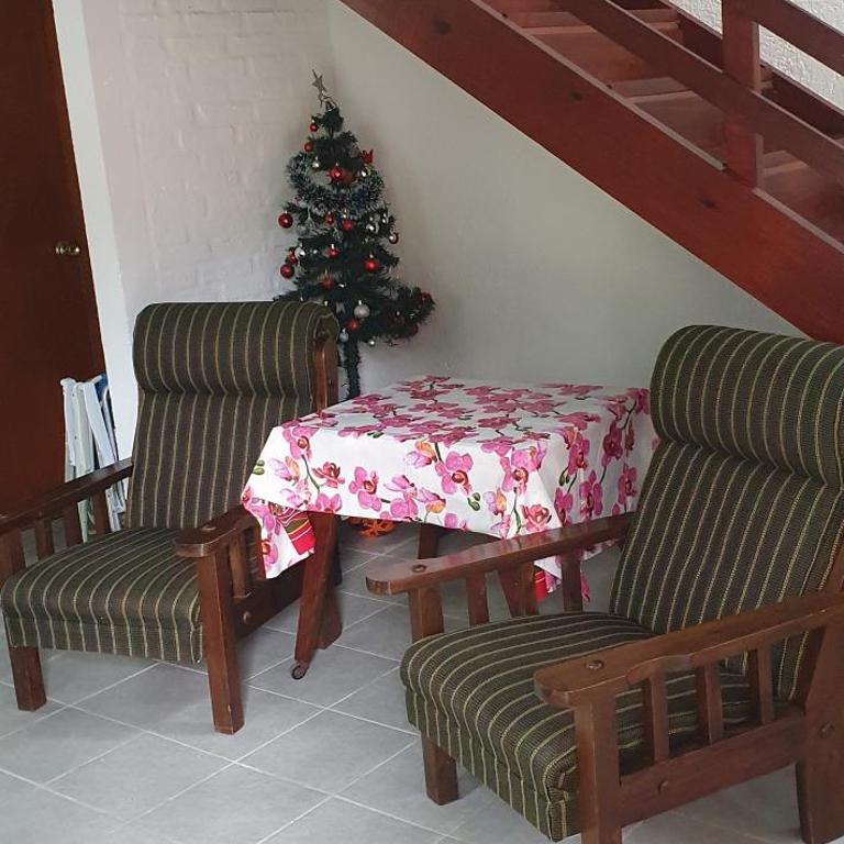 Hermosa casa con piscina en Bella Vista Piriápolis a 2 c de la playa - Casa de 2 dormitorios - 8