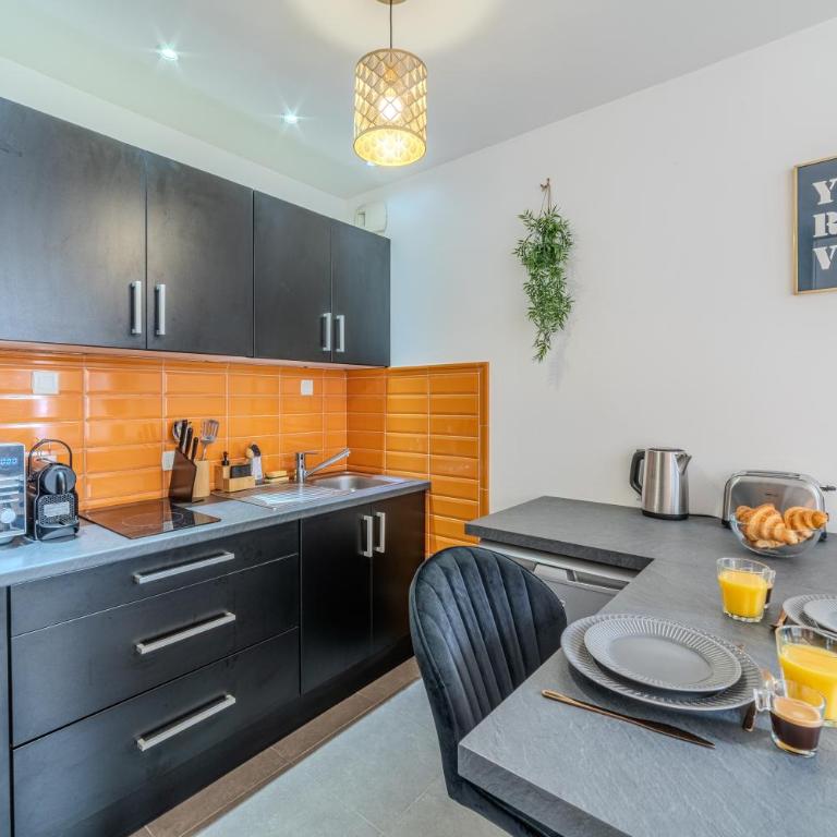 Studio Caucase - Centre-ville Saint Étienne proximité parking - One-Bedroom Apartment - 8