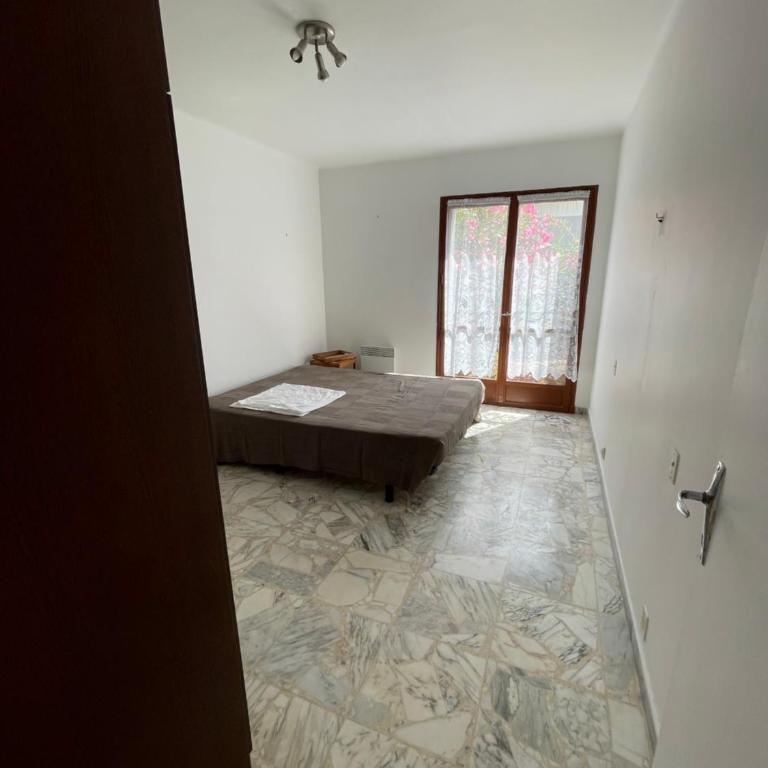 Maison Les Cigales by MCGI - Two-Bedroom House - 4