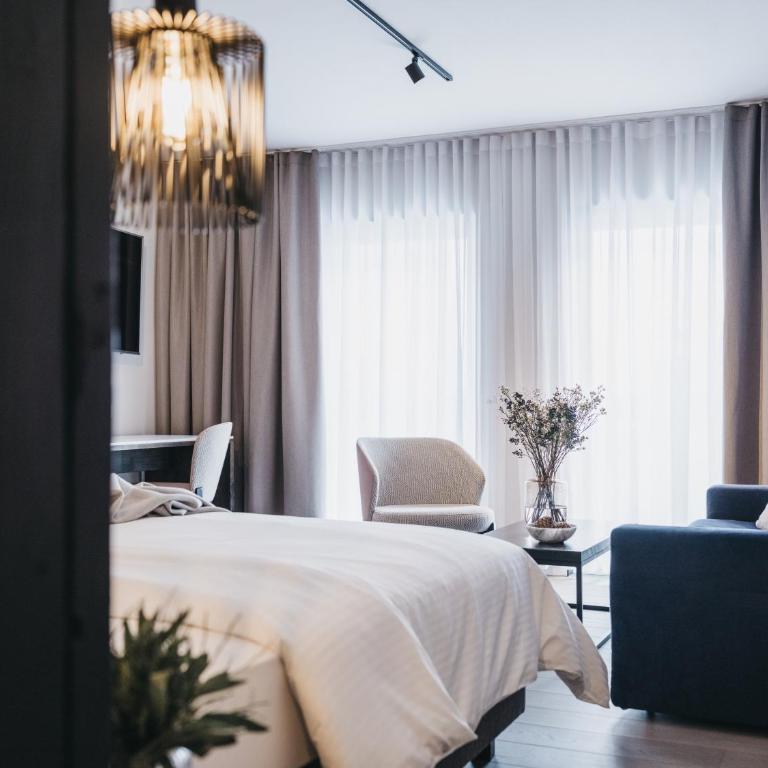 The Crystal VAYA Unique - Junior Wellness-Suite - 2