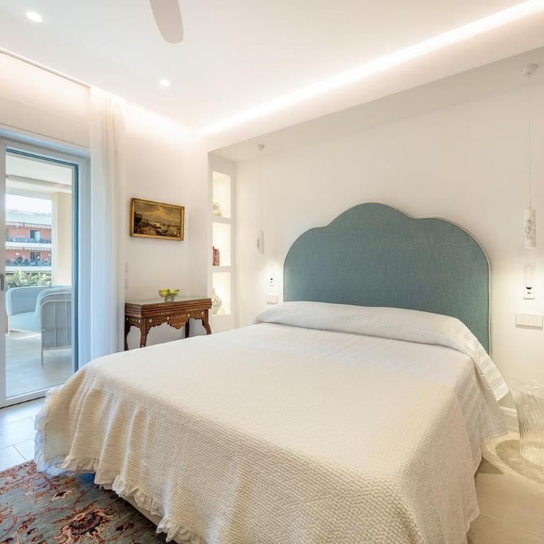 Overture - Panoramic Luxury Terrace Residence Sorrento Center - Two-Bedroom Apartment - 12