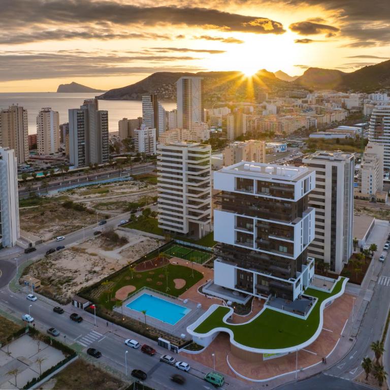 Sunrise Tower Calpe - great location - 5 minutes walk to the sea - Three-Bedroom Apartment - 13