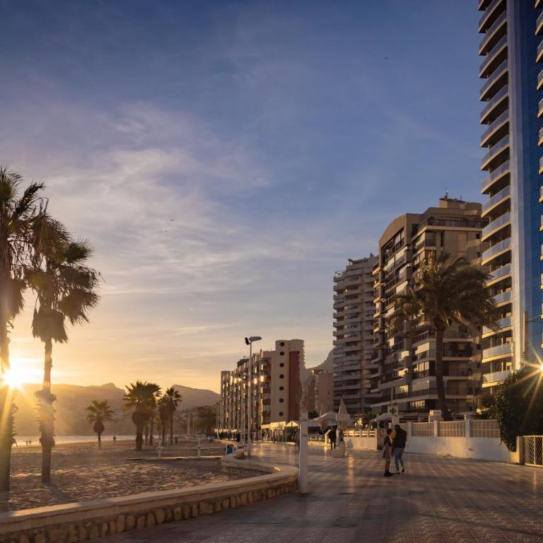 Sunrise Tower Calpe - great location - 5 minutes walk to the sea - Three-Bedroom Apartment - 22