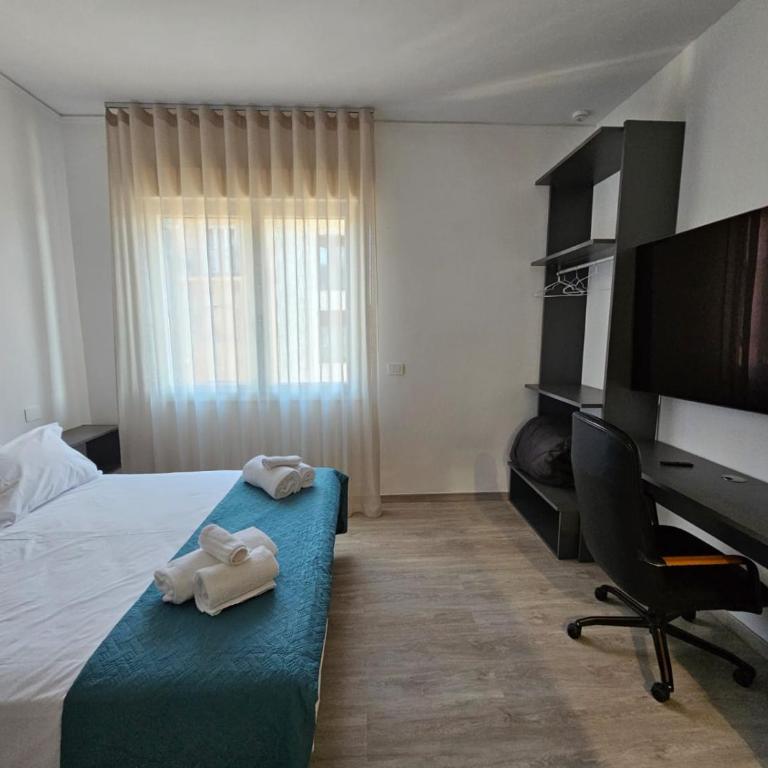 Libra Apartment - near Train Station & Wi-Fi - Appartamento con 2 Camere da Letto e Balcone - 13