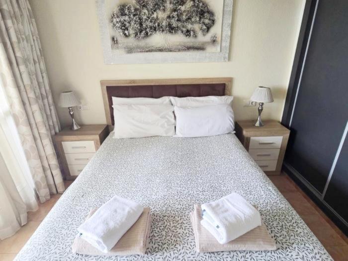 Charming 1 Bedroom Apartment in BenalBeach - One-Bedroom Apartment - 35