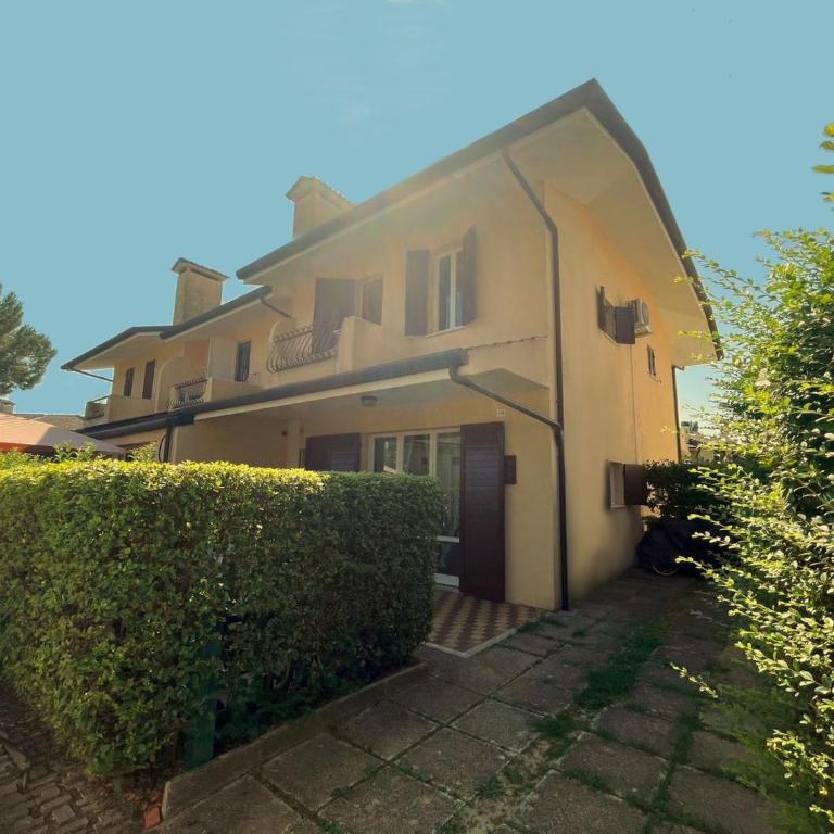 Terraced house with pool and garden - Villa - 12