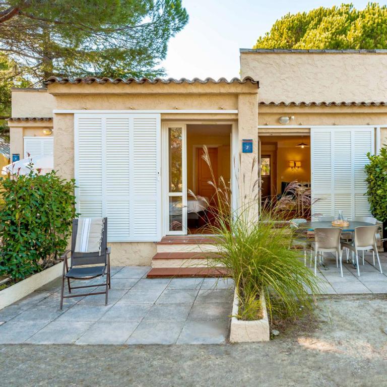 Résidence Pierre & Vacances Les Rives de Cannes Mandelieu - Appartement 2 Chambres Supérieur avec Terrasse (6 Personnes) - Rez-de-Jardin - 4