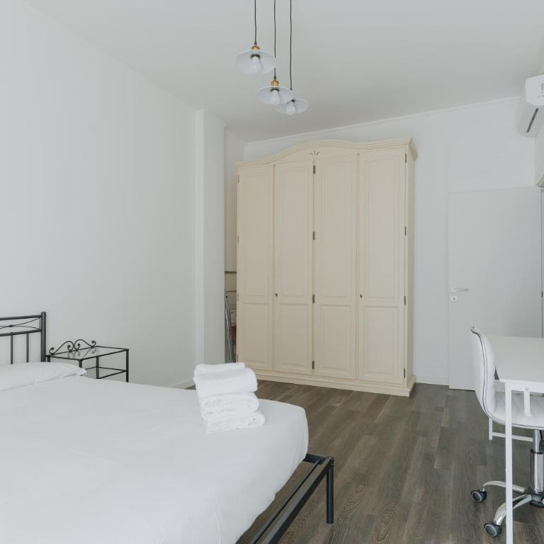 GuestHost - Comfy White Apartment - Appartamento con 2 Camere da Letto - 15