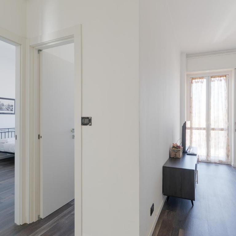 GuestHost - Comfy White Apartment - Appartamento con 2 Camere da Letto - 11