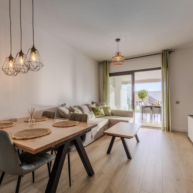AlmeriaSuite Vera Luxury Homes - Apartamento de 2 dormitorios con terraza - 1