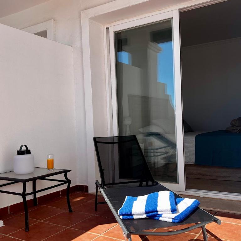 Spacious Andalusian Apartment, Sea View, between Malaga and Marbella - Apartamento de 2 dormitorios con terraza y vistas al mar - 7