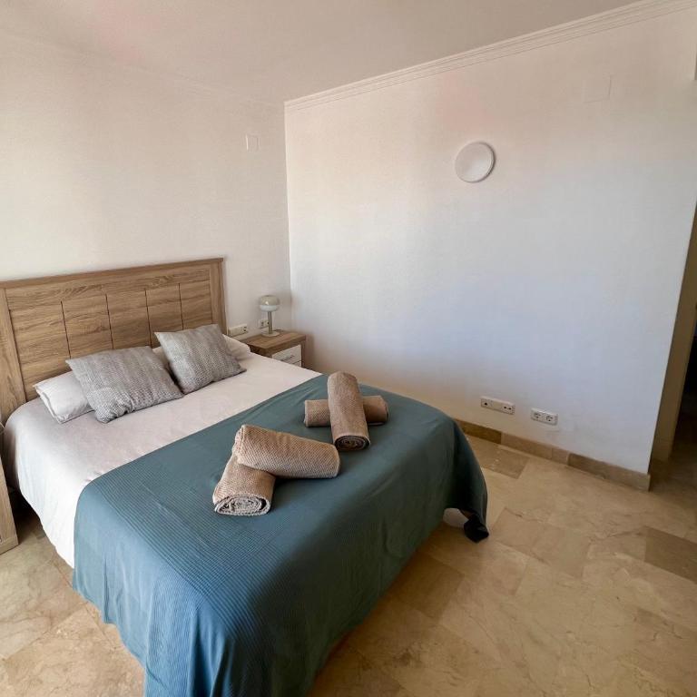 Spacious Andalusian Apartment, Sea View, between Malaga and Marbella - Apartamento de 2 dormitorios con terraza y vistas al mar - 27