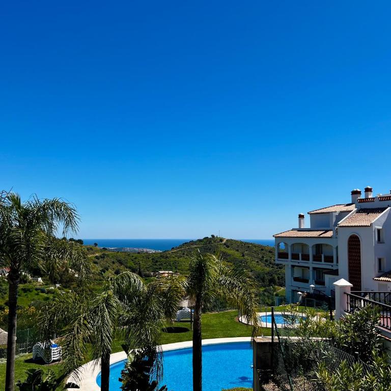 Spacious Andalusian Apartment, Sea View, between Malaga and Marbella - Apartamento de 2 dormitorios con terraza y vistas al mar - 39