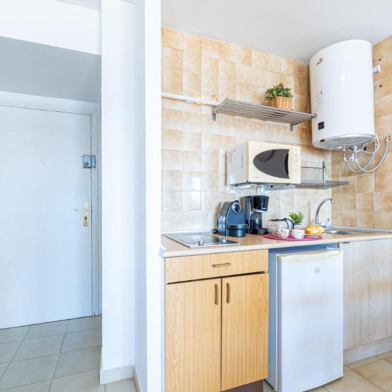 Basic Comfort Apartment Karina 16º 0102 - Apartamento - 10