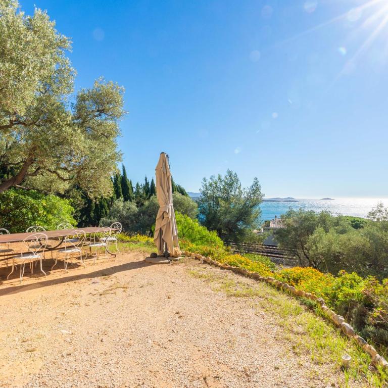 Vue Mer - Grande Terrasse - Jardin Privé & Parking - Villa 2 Chambres - 24