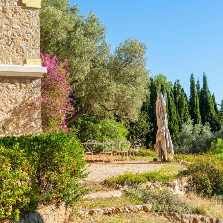Vue Mer - Grande Terrasse - Jardin Privé & Parking - Villa 2 Chambres - 34