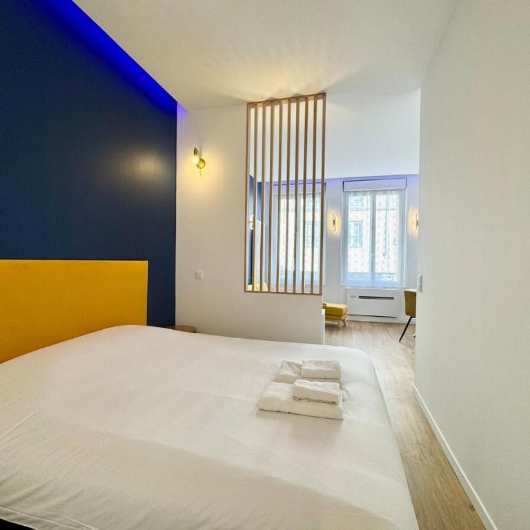 Wellness Suite Ponsardin 1 - Reims Centre - Appartement Supérieur avec Sauna - 10