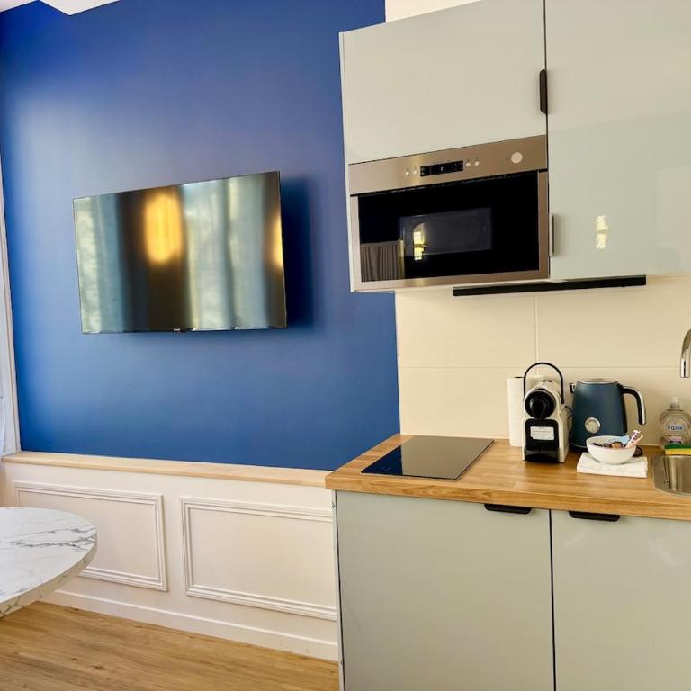 Wellness Suite Ponsardin 1 - Reims Centre - Appartement Supérieur avec Sauna - 12