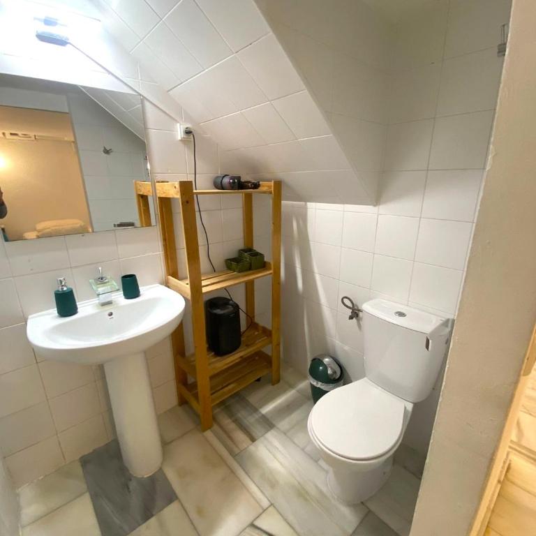 Apartamento interior cerca de la estación de metro - La Almudena - Arriaga - Apartamento de 2 dormitorios - 16