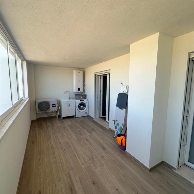Maison Charlotte - One-Bedroom Apartment - 2