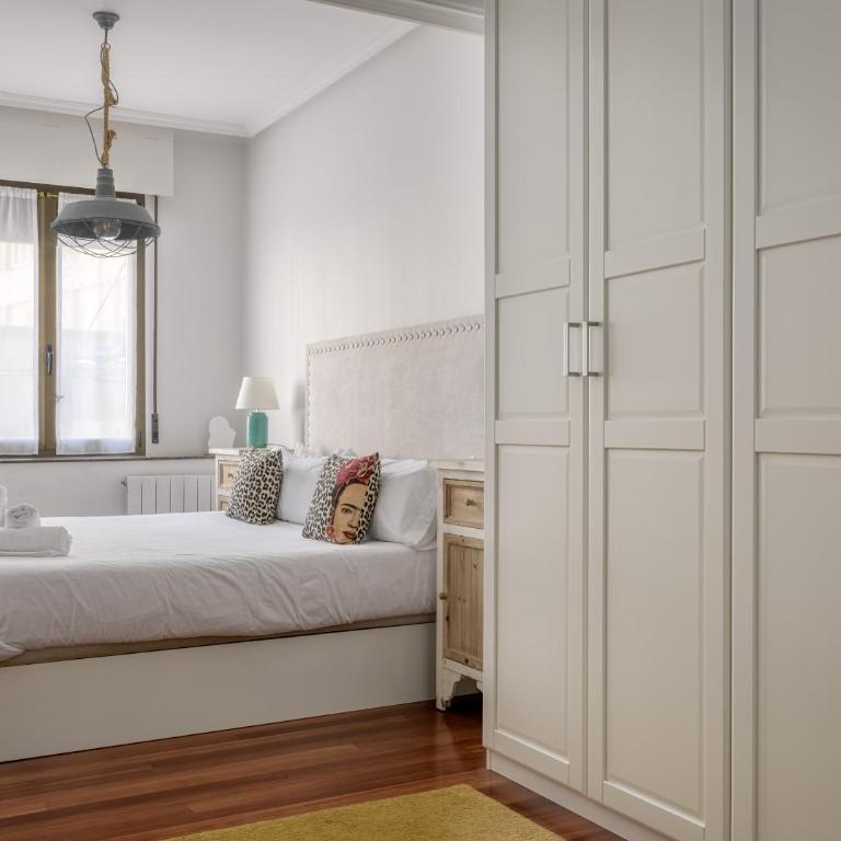 Aston Céntrico y Cómodo - Two-Bedroom Apartment - 8