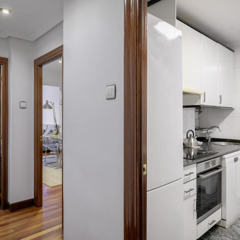Aston Céntrico y Cómodo - Two-Bedroom Apartment - 13