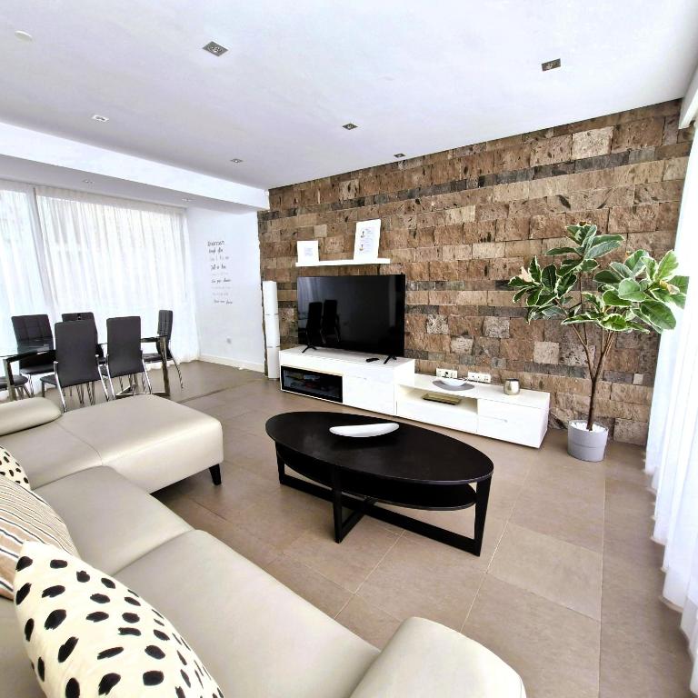 Luxury BKM in Playa del Duque - Villa con piscina privada - 12