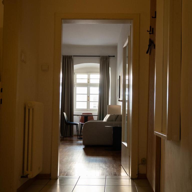 Residence Fink Central Apartments - Classic Quadruple Room - 4