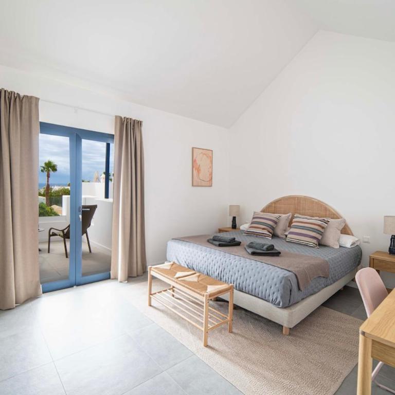 Marisa, modern 3 bed villa with AC & WIFI - Villa - 25