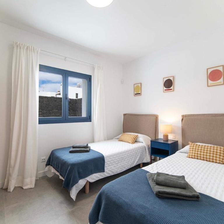 Marisa, modern 3 bed villa with AC & WIFI - Villa - 21