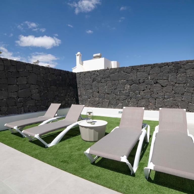 Marisa, modern 3 bed villa with AC & WIFI - Villa - 34