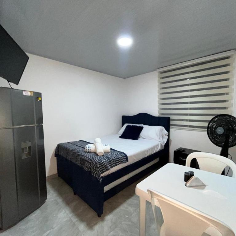 Apartaestudio Vacacional en Girardot, piscinas, Jacuzis, parqueadero para moto - One-Bedroom Apartment - 2