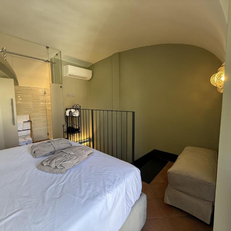 Boutique Hotel Palazzo Ricardi Imperia con Spa, piscina e parcheggio - Camera Matrimoniale con Vista Giardino - 3