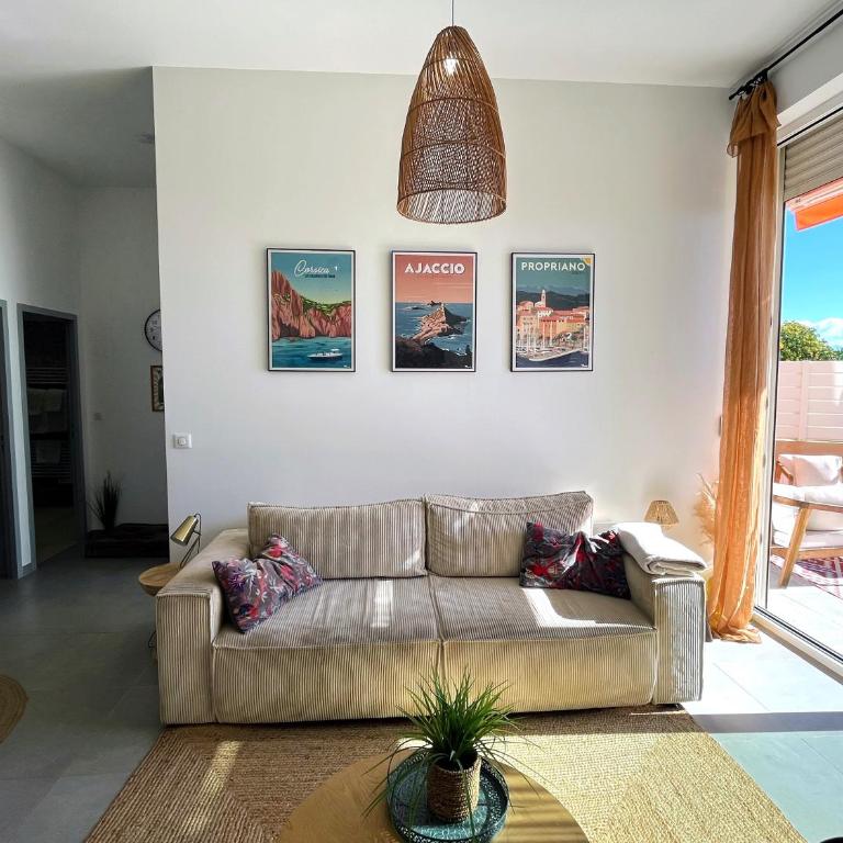 Bel appartement avec piscine à 2 pas de la mer - Appartamento con 2 Camere da Letto e Vista Mare - 1