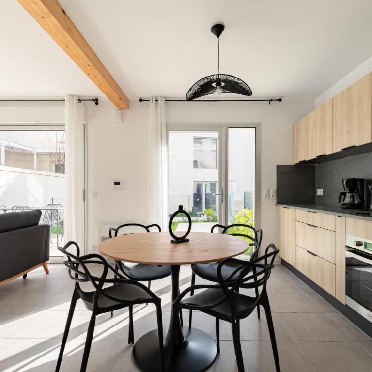 Jolie maison lumineuse de style industriel - Maison 2 Chambres - 4