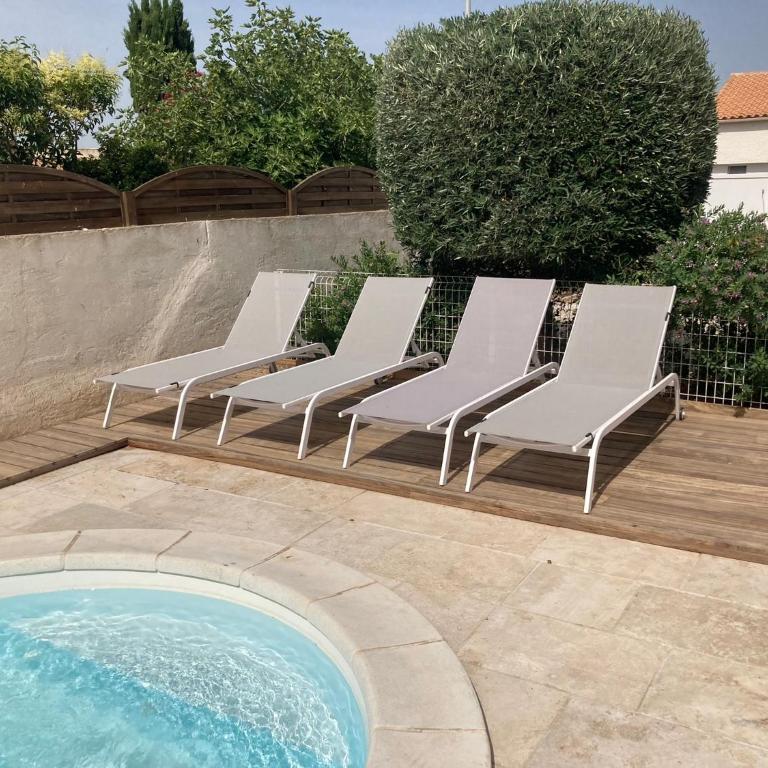 Belle villa spacieuse avec piscine privée, semi climatisée- 10 couchages, wifi, proche canal du midi et à 4 km de la mer LXPIN7 - Maison 4 Chambres - 29