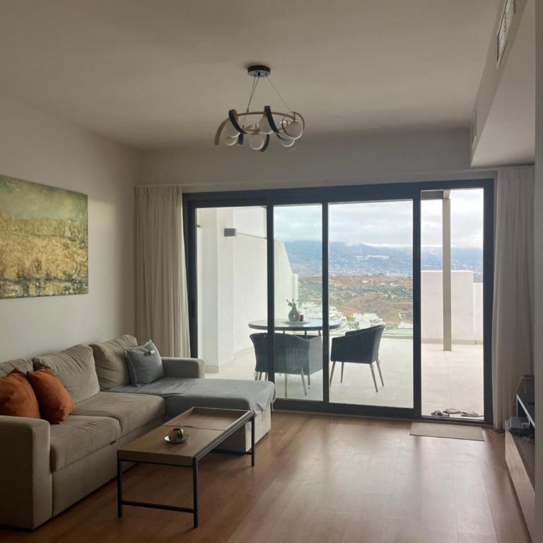 Enjoy 3 in 1 - Sea, Golf and Mountains - Two-Bedroom Apartment - 3