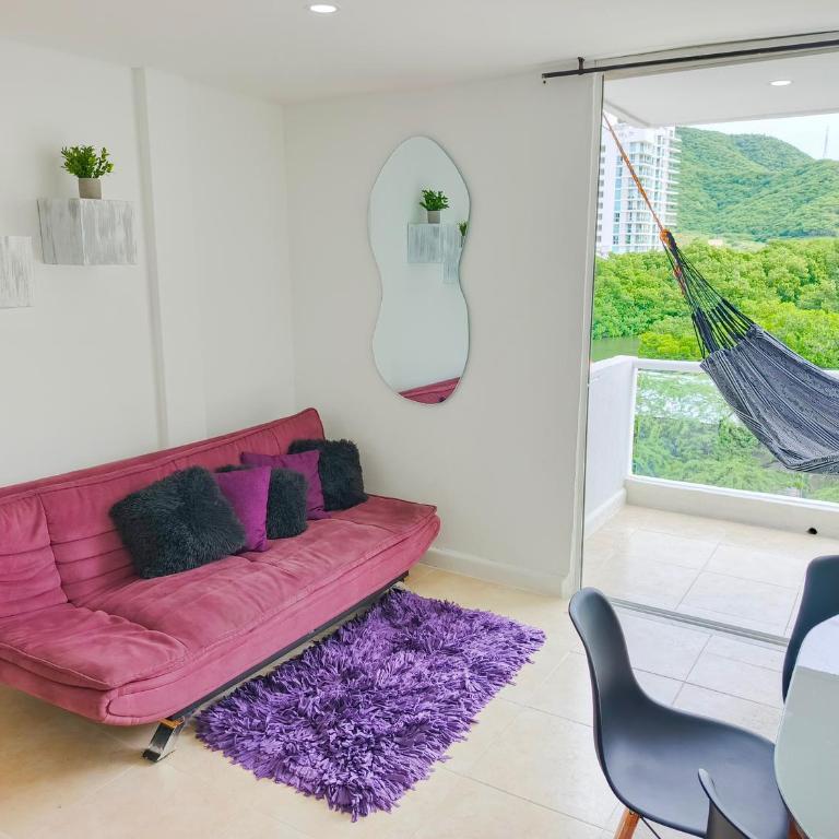Apartamento moderno y cómodo - A 5 minutos de la Playa - Two-Bedroom Apartment with Mountain View - 7