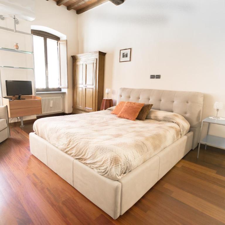La Corte Del Re Suite & Rooms Arezzo - Deluxe Junior Suite - 1