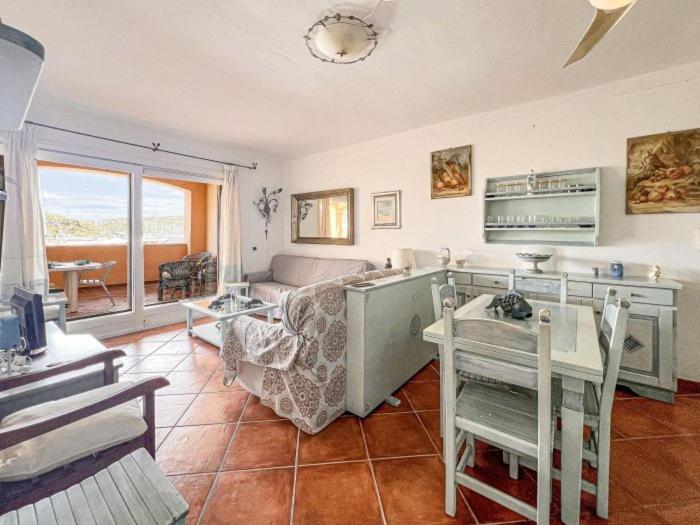 Harbor View - Two-Bedroom Apartment - 8