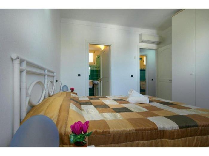 Harbor View - Two-Bedroom Apartment - 11