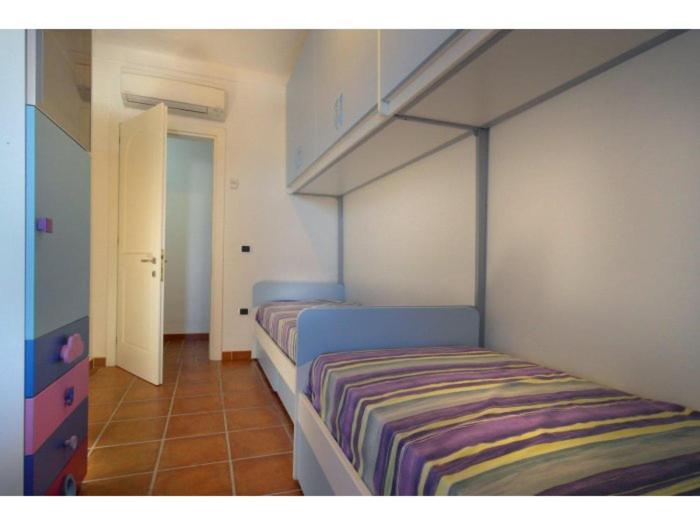 Harbor View - Two-Bedroom Apartment - 10
