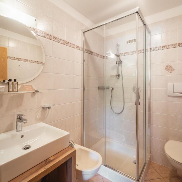 Residence Iris - Appartamento con 1 Camera da Letto - 59
