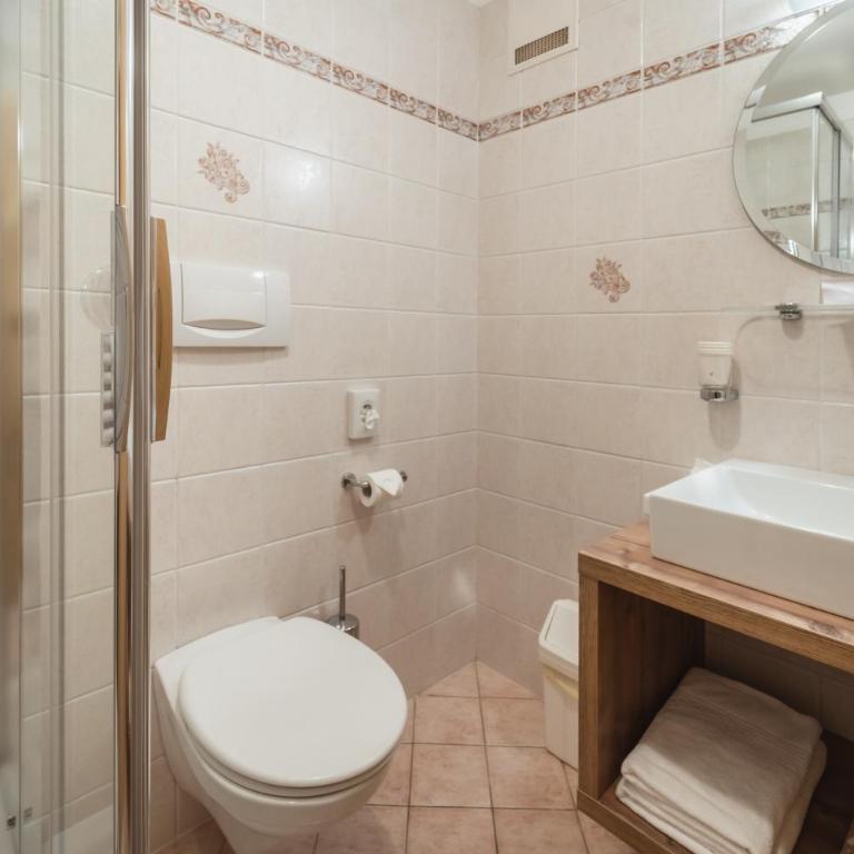 Residence Iris - Appartamento con 1 Camera da Letto - 68